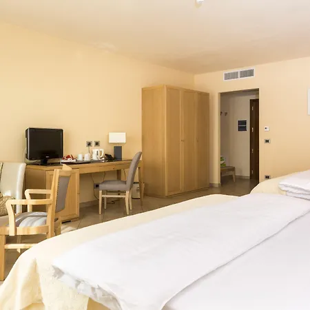 Park Argento 4* ليفانتو