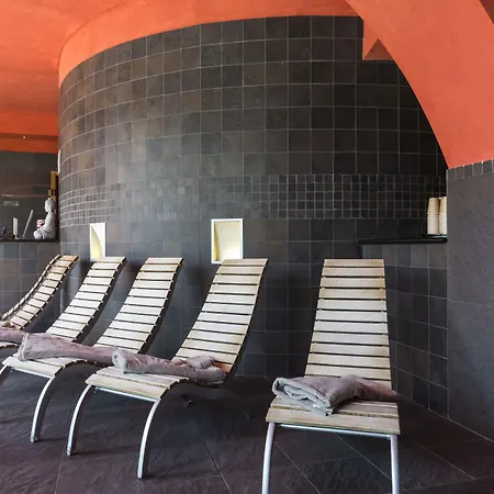 Park Argento فندق ليفانتو