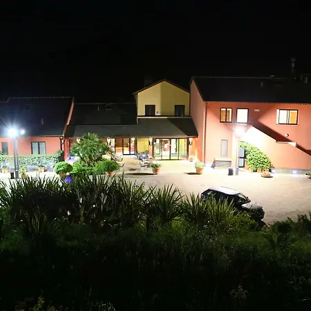 Park Argento فندق