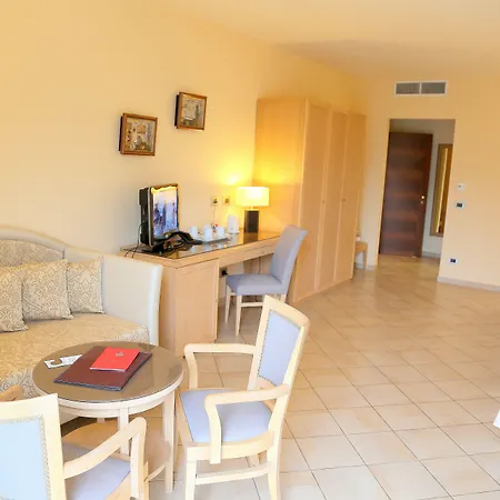 Park Argento 4*