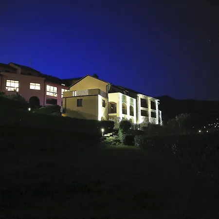 阿金图公园酒店 酒店